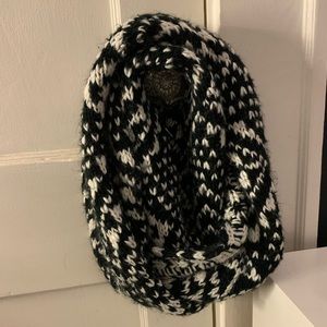 American Eagle infinity scarf